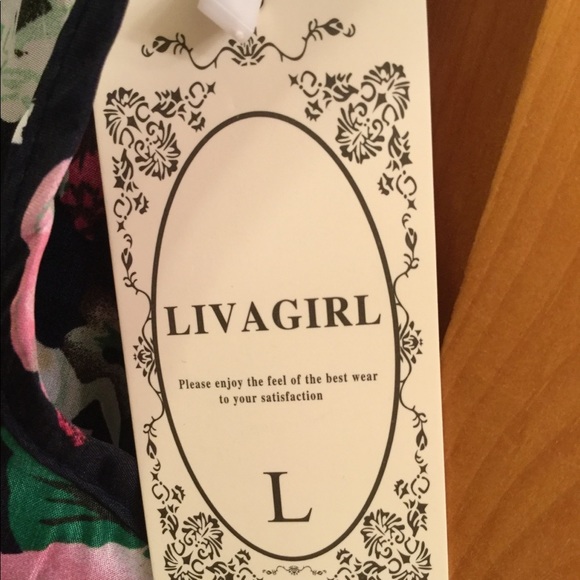 Dress - Picture 2 of 5